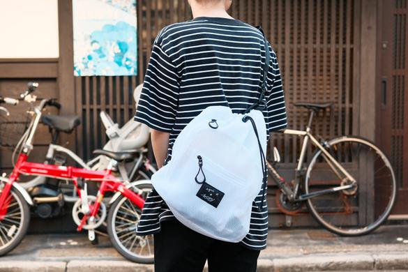 3WAYで使いやすい。やっと見つけた「安っぽく見えないメッシュバッグ 