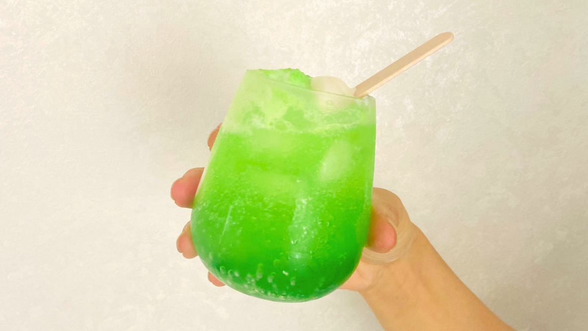 我的夏天還沒結束……有了「哈密瓜氣泡水×巧克力◯◯」,讓我重拾了青春回憶 我的夏天還沒結束……有了「哈密瓜氣泡水×巧克力◯◯」,讓我重拾了青春回憶