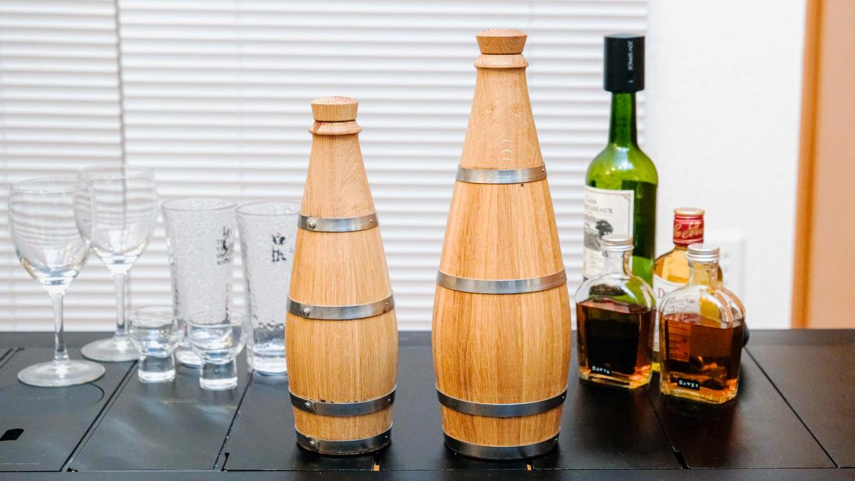 お手頃銘柄もリッチな風味に変身!? お酒を育てられるオーク樽ボトルで 