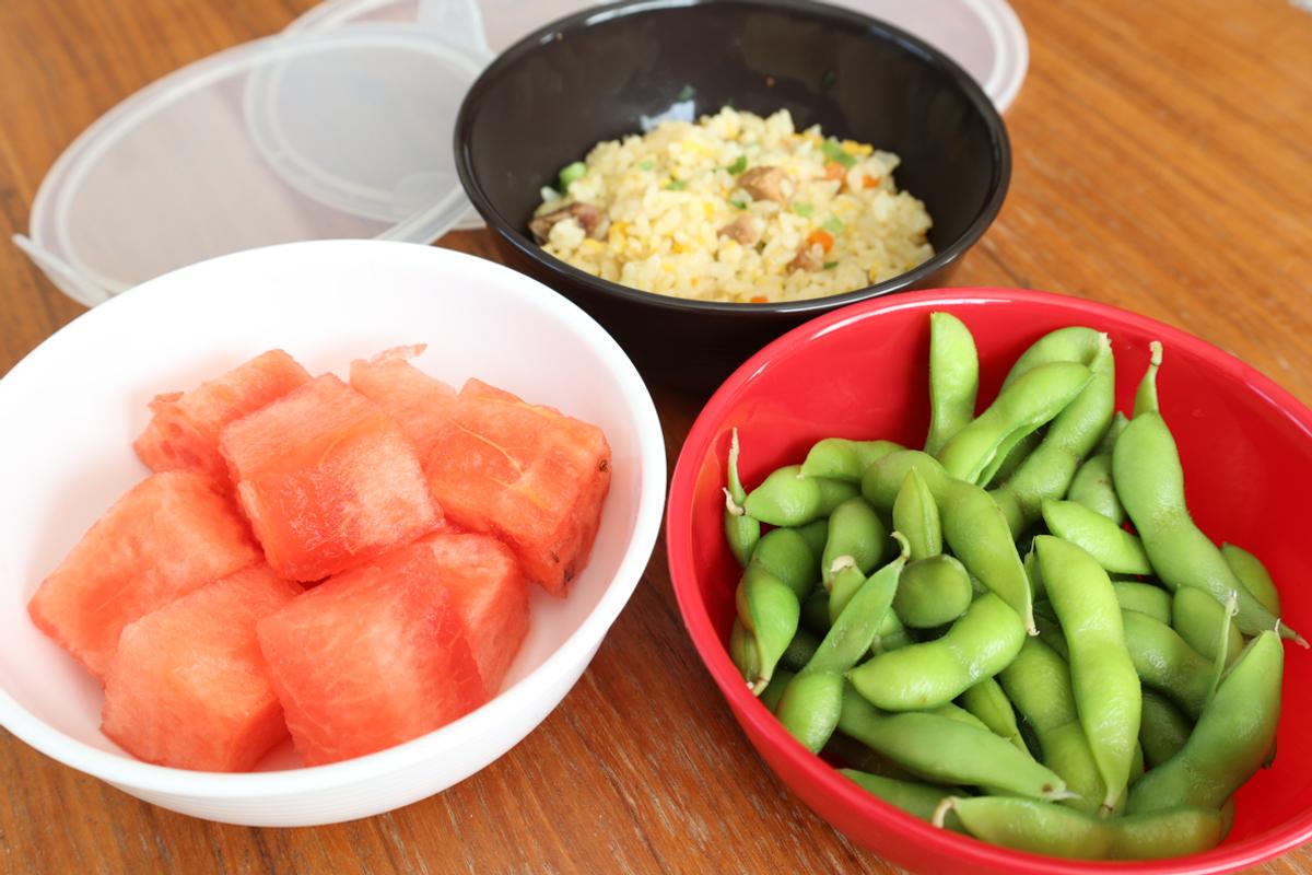 ダイソー「そのまま食卓ボウル（小）」