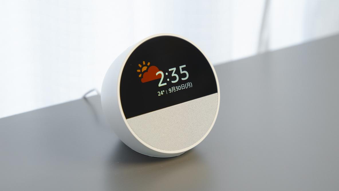 ブラックフライデー】Amazonの新型「Echo Spot」と「Echo Show 5」を徹底比較。枕元適正が高いのは… | ROOMIE（ルーミー）