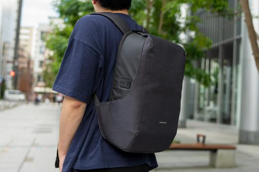 KINGSONSの新作バックパックは大容量で整理もしやすく、お手頃価格なの 