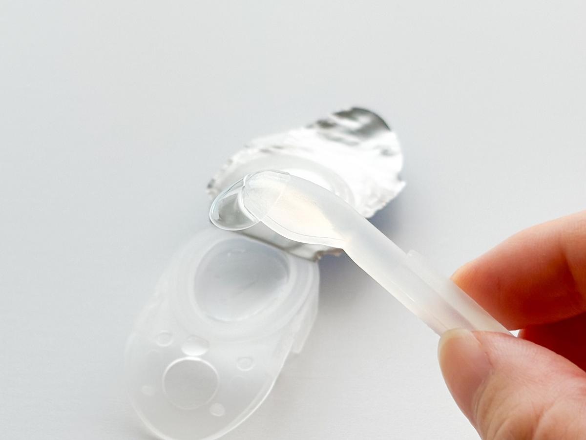 コンタクト専用器具meruruの使い方(装着)