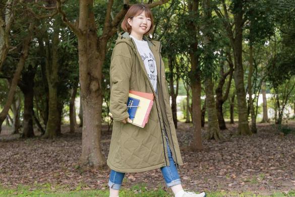 ぽかぽか着る寝袋「モモンガ」で冬もぬくぬく。ロングコートに ぽかぽか着る寝袋「モモンガ」で冬もぬくぬく。ロングコートに