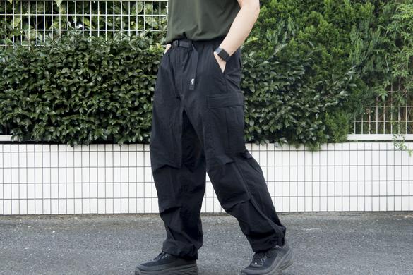 THE NORTH FACEの「ドライな肌触りのカーゴパンツ」は、3シーズン活躍 