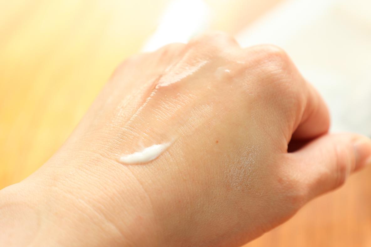 10秒で完了するエイジングケアが最高！1本7役の「フラシュワ」なら