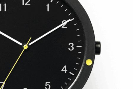 デジタル疲れ”の救世主！アナログウォッチの新境地「10 watch S