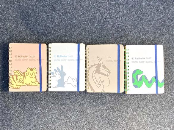 ロルバーンの「10月はじまりダイアリー」で早くも巳年気分！ 王道の