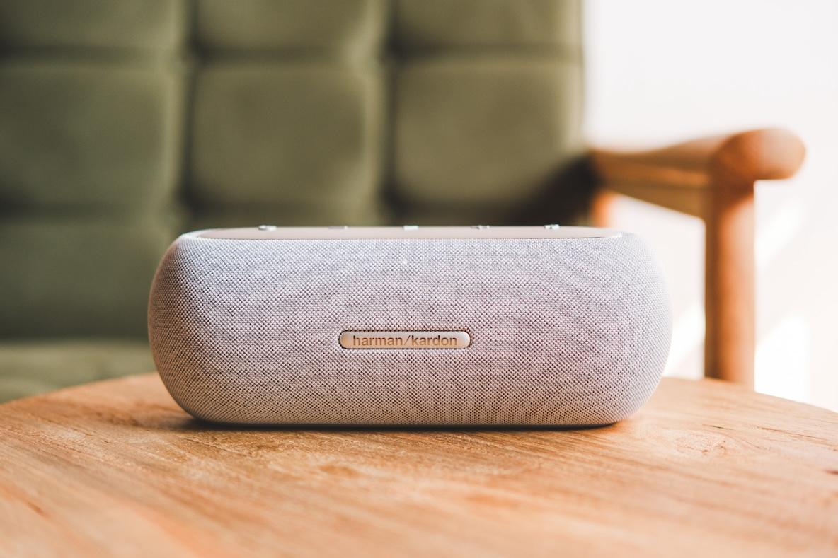 Harman Kardon」はデザインも音質も妥協なし！ どこにいても