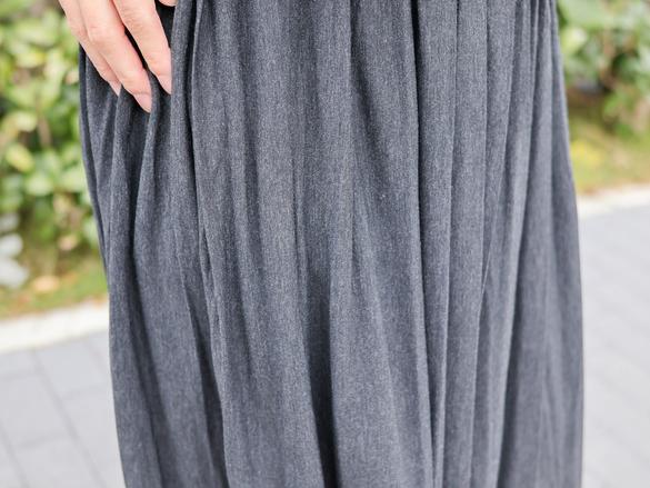 MUJI Laboの新作「ジャージープリーツスカート」が理想の一着 MUJI Laboの新作「ジャージープリーツスカート」が理想の一着
