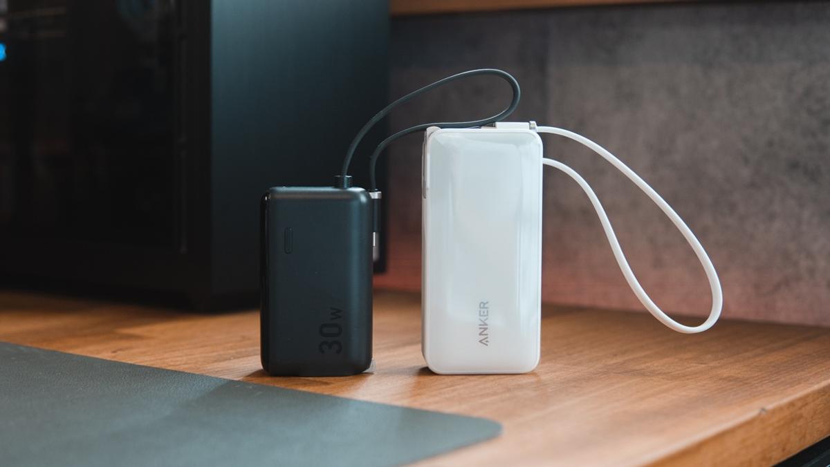 行動電源還要帶線?Anker「三合一自備線行動電源」隨時充電不怕忘帶線! 行動電源還要帶線?Anker「三合一自備線行動電源」隨時充電不怕忘帶線!