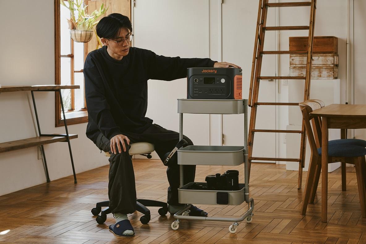 ELIIY Power ポータブル電源 キャスター付き ROOMIEが提案する「大容量ポータブル電源 × キャスター付きワゴン」の