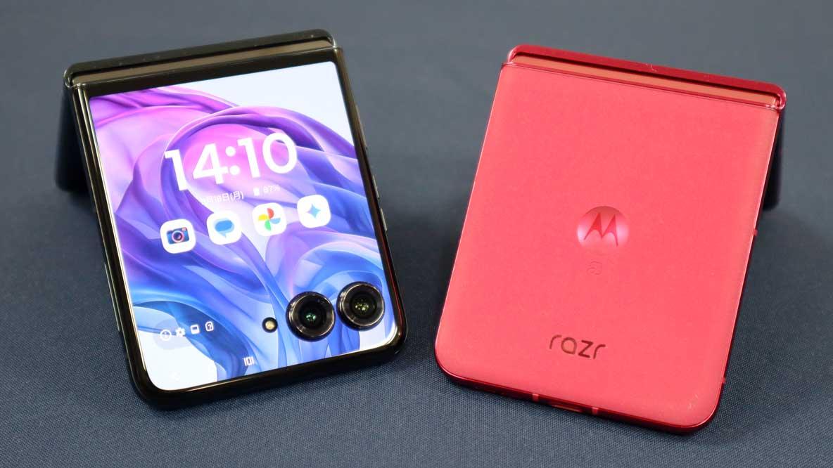 折りたたみスマホってどうなの？ 半信半疑で手に取った「motorola razr