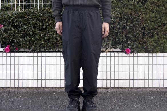 今年の暖パンもう決めた？ THE NORTH FACEの「ノマドパンツ」は、風が 