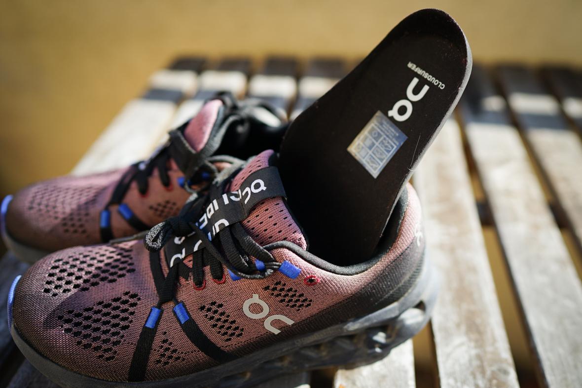 onのランニングシューズ「クラウドサーファー」。自分史上
