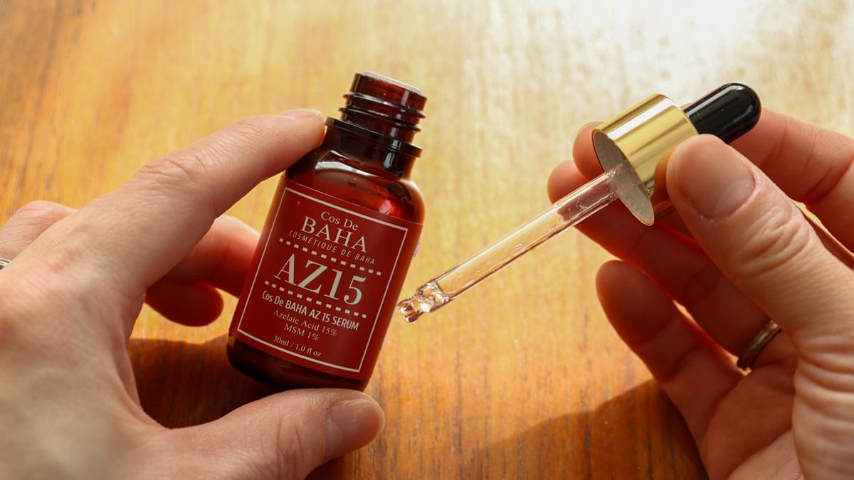 1週見效!Cos De BAHA 「10% 壬二酸精華液」讓我的肌膚從敏感泛紅到穩定透亮 1週見效!Cos De BAHA 「10% 壬二酸精華液」讓我的肌膚從敏感泛紅到穩定透亮