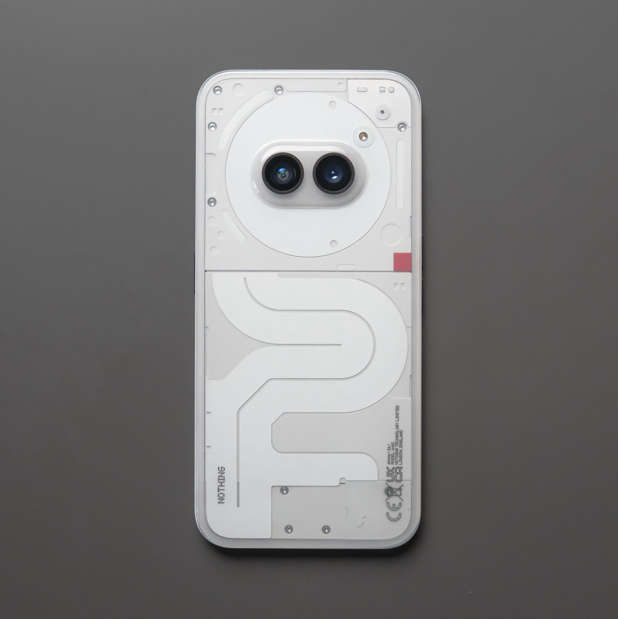 話題の「Nothing Phone (2a)」が、いまなら4万円以下で買える