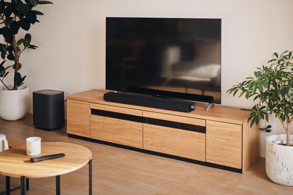 サイドに音響のあるテレビです