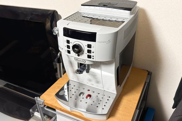 デロンギ ECAM22112W マグニフィカS 動作良好（デロンギ「マグニフィカ 