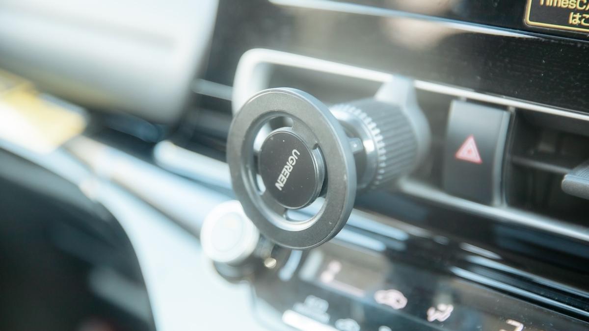 換車換導航好困擾?UGREEN 綠聯「Magsafe 車用磁吸手機支架」解決所有導航問題 換車換導航好困擾?UGREEN 綠聯「Magsafe 車用磁吸手機支架」解決所有導航問題