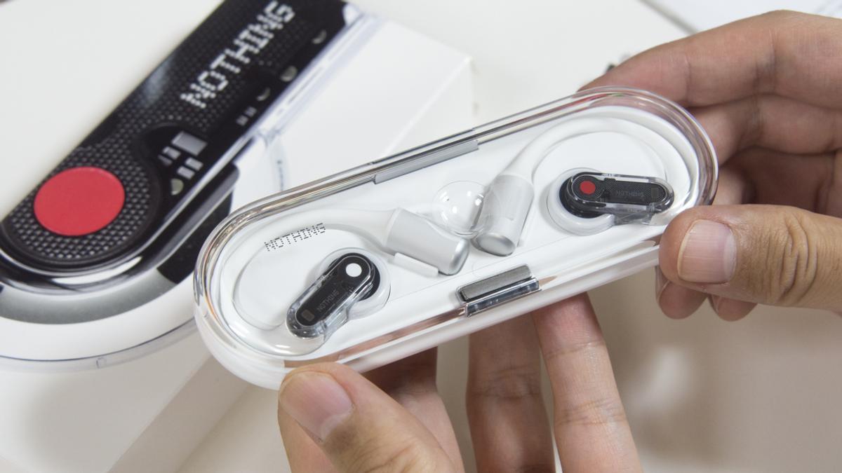 戴了就捨不得摘:Nothing「Ear open 開放耳掛式真無線藍牙耳機」帶來的全新聆聽體驗 戴了就捨不得摘:Nothing「Ear open 開放耳掛式真無線藍牙耳機」帶來的全新聆聽體驗