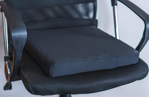究極の座り心地を追求するクッションブランド「ZABUSHION