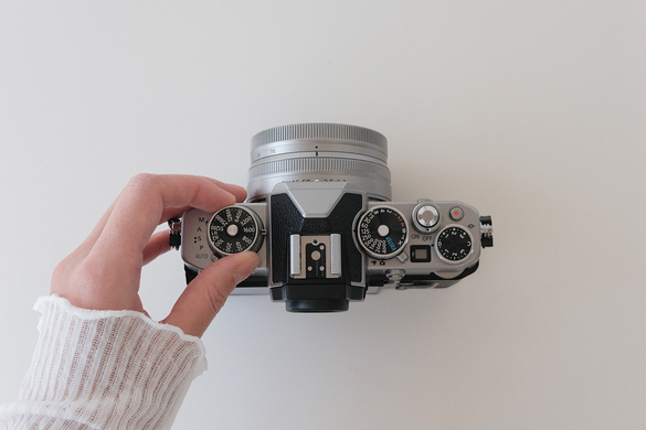 私がNikonのミラーレス一眼「Zfc」に買い替えた理由 | ROOMIE 私がNikonのミラーレス一眼「Zfc」に買い替えた理由 | ROOMIE