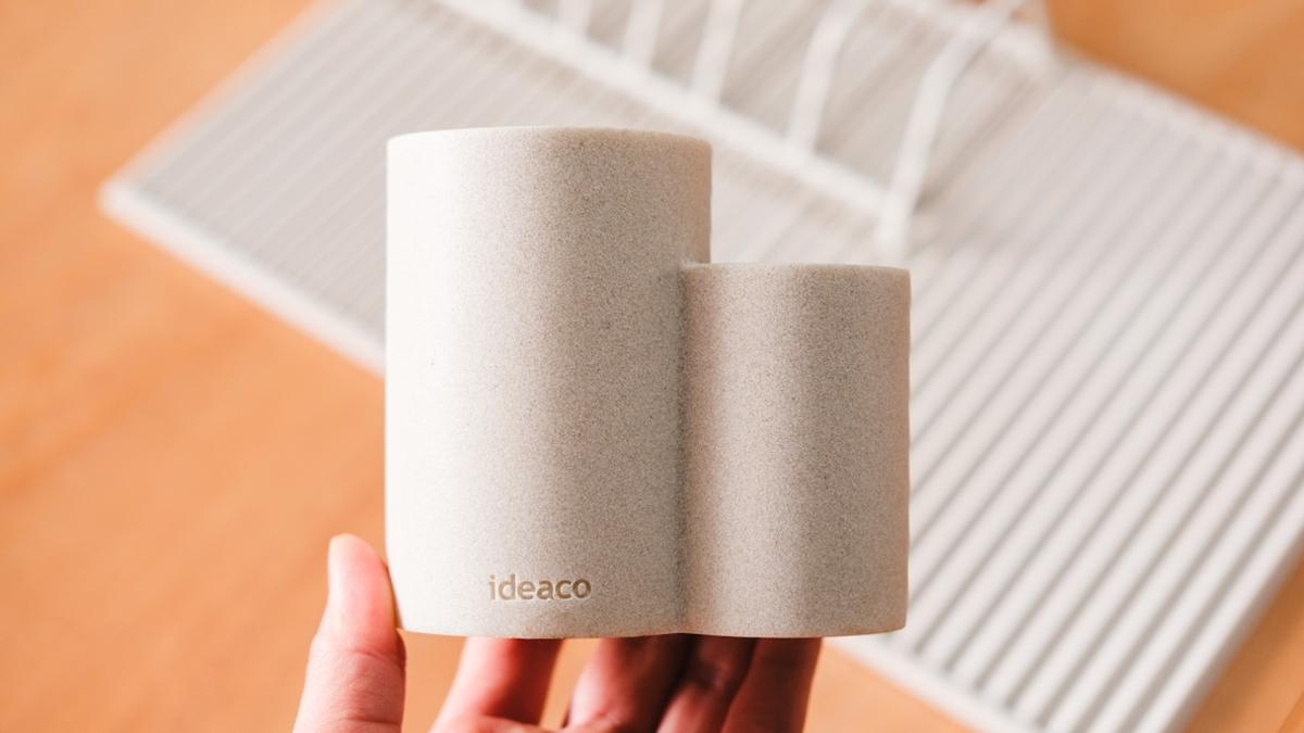 清洗方便、支撐力佳,日本ideaco「砂岩餐具瀝水架三件組」簡直是理想中的碗盤瀝水好物! 清洗方便、支撐力佳,日本ideaco「砂岩餐具瀝水架三件組」簡直是理想中的碗盤瀝水好物!