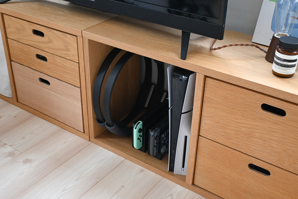 木製 ラック レコード テレビ台 便利家具 北欧 フラップ扉 無印 非売 無印良品の名作シェルフをアップデート！ごちゃつくゲーム機をスッキリ