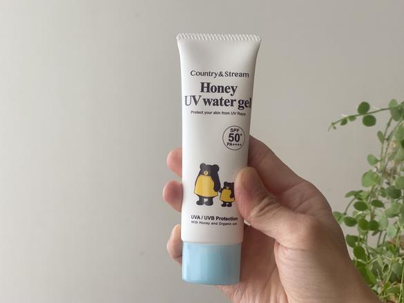 数年愛用の日焼け止めから、コレに乗り換え。1,000円以下なのに