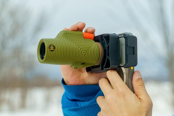 ZOOM TUBE 8X32をスマホに装着するだけで登山・キャンプでの撮影がグッ