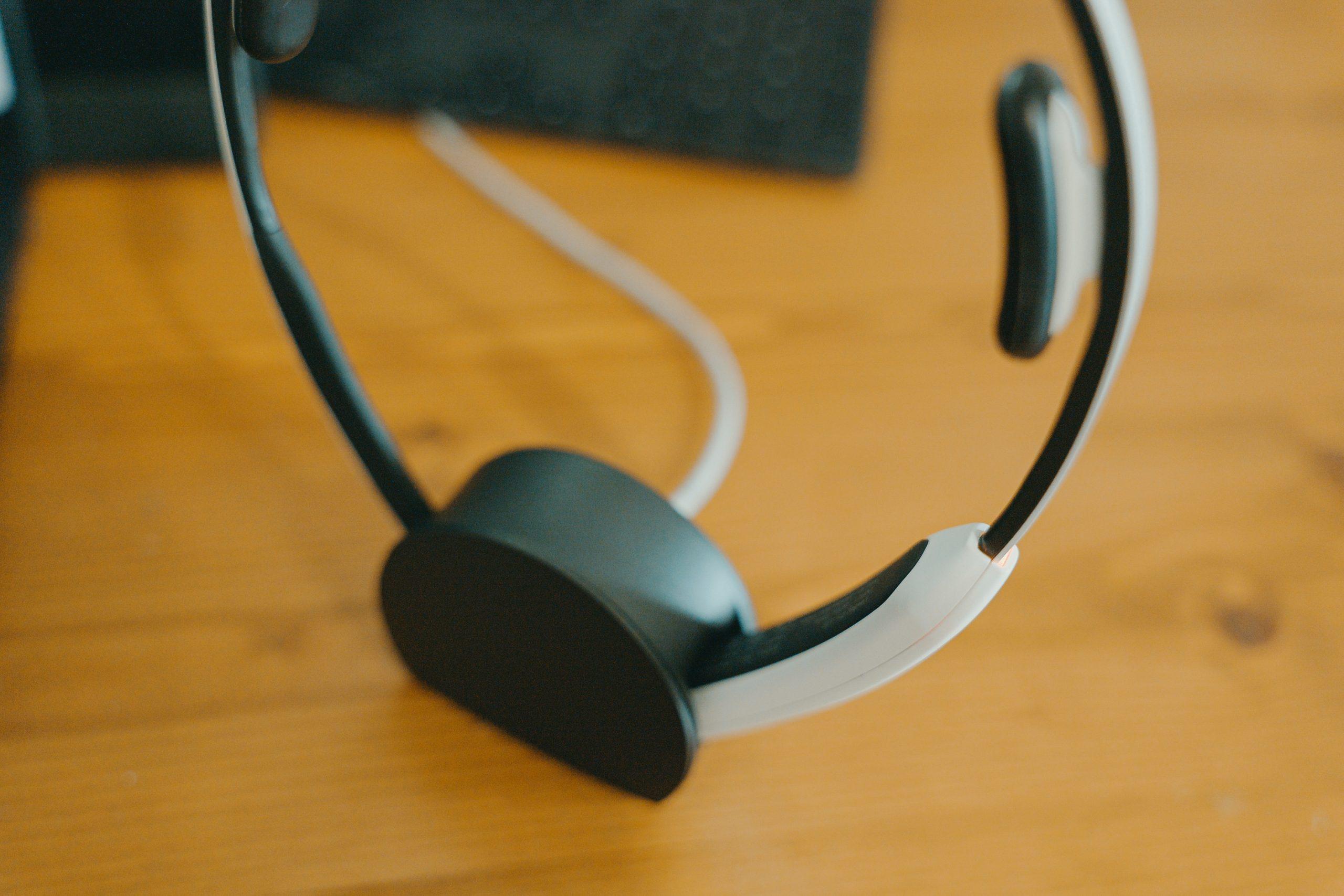 睡眠や集中しやすい環境を手軽に実現!? ウェアラブルデバイス