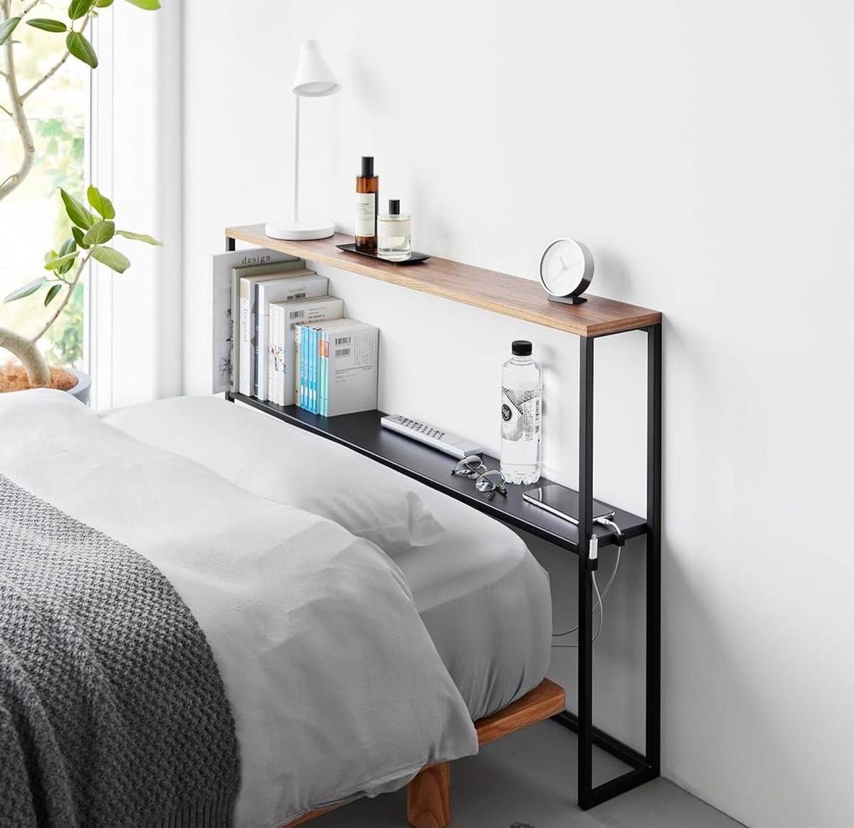 棚板が動く 後付け ヘッドボード　黒を設置