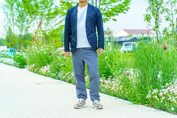 無印良品の「UVカット撥水ストレッチパンツ」。1日中穿いていたい  