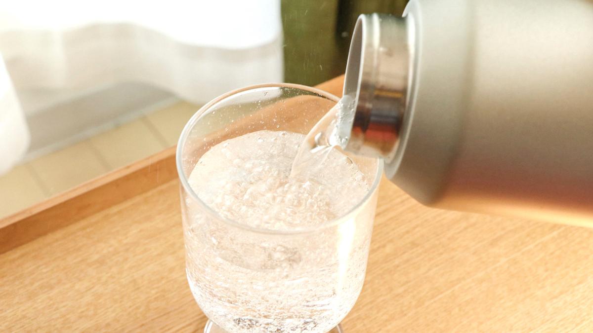 夏日隨身碳酸飲品好幫手！KEYUCA「不鏽鋼碳酸水壺」超好用