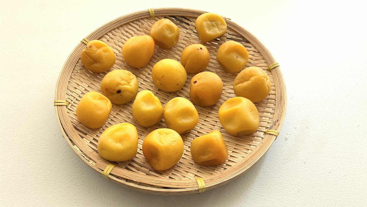 梅干しづくり