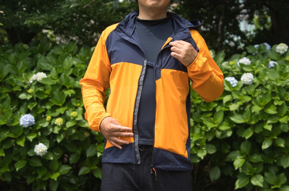 WORKMAN「高級超撥水軟殼輕量連帽外套」
