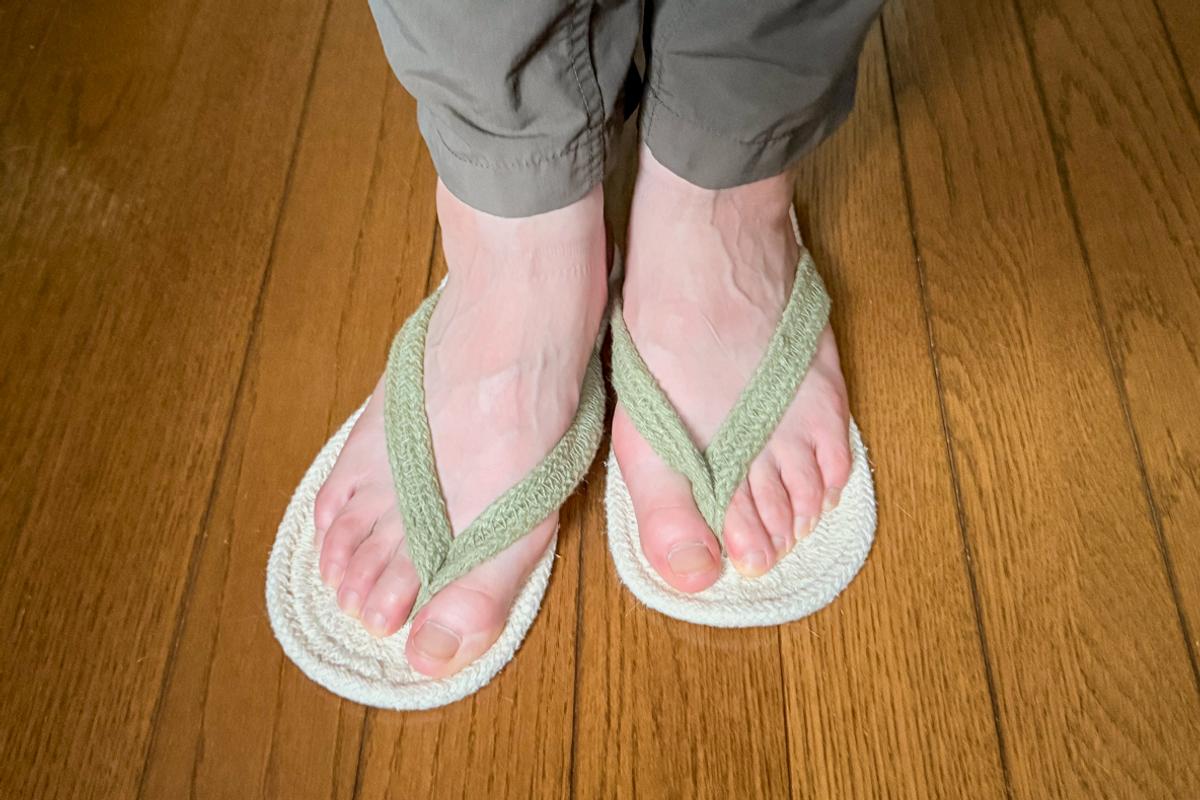 無印良品「室內拖鞋・夾腳款」