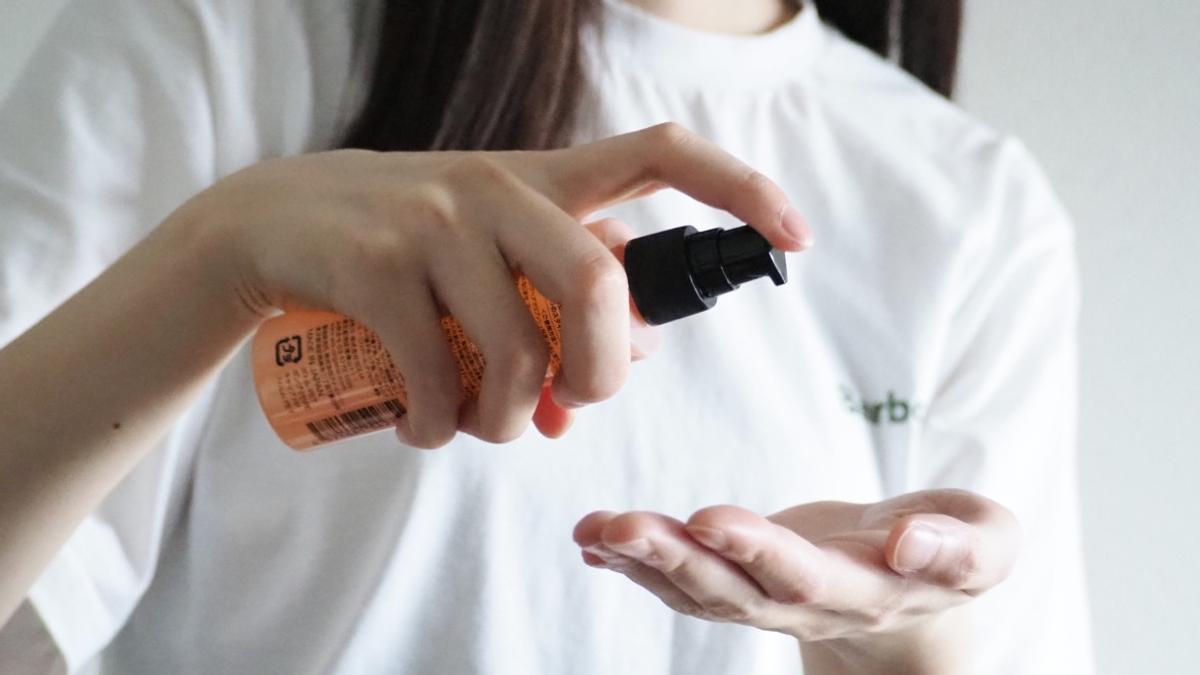 高濕天救星!「Linon Lock Oil 護髮油」髮尾不再毛躁亂翹 高濕天救星!「Linon Lock Oil 護髮油」髮尾不再毛躁亂翹