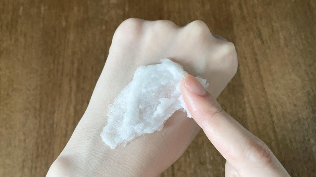 クールスカルプクレンジングスクラブ