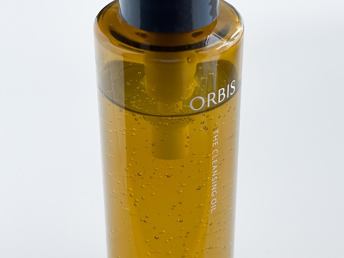ORBIS 卸妝油的特寫