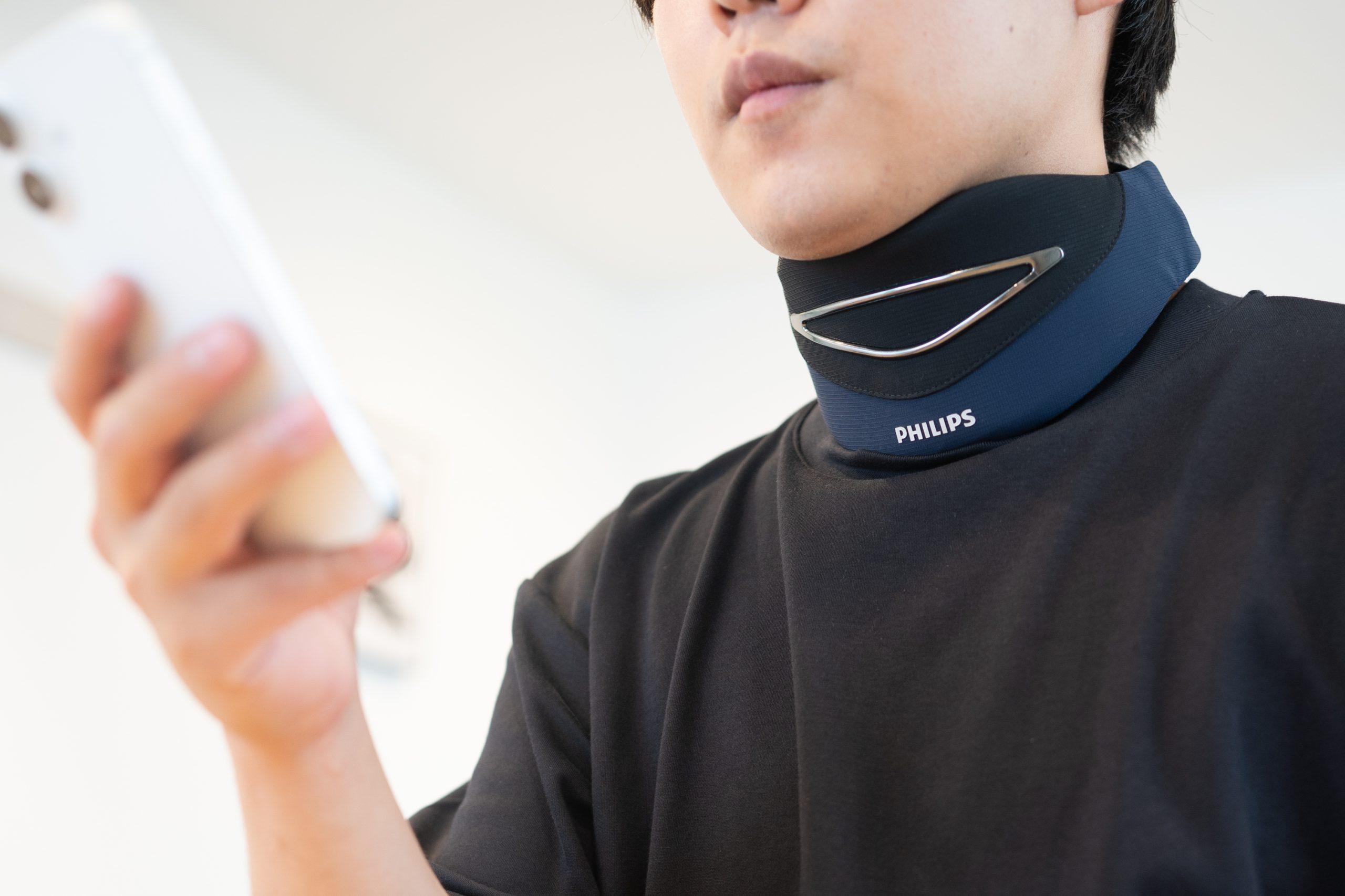 在宅ワークにもいいね。温熱＆EMSの二刀流の「PHILIPS ネックケア」で