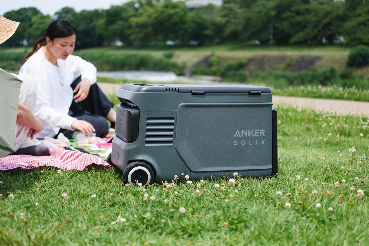 長時間の外出でも氷が溶けない＆ひんやりキープ。この夏、「Ankerの