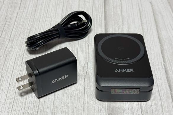 Apple製品ヘビーユーザーの旅行の必需品。Ankerのこれ、「3台同時に 