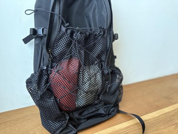 TRAIL BUMの「24/7 PACK」、バックパックに求めている機能が全部