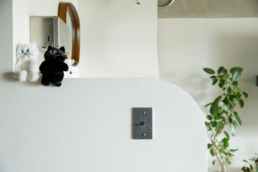 リビング洗面の腰壁