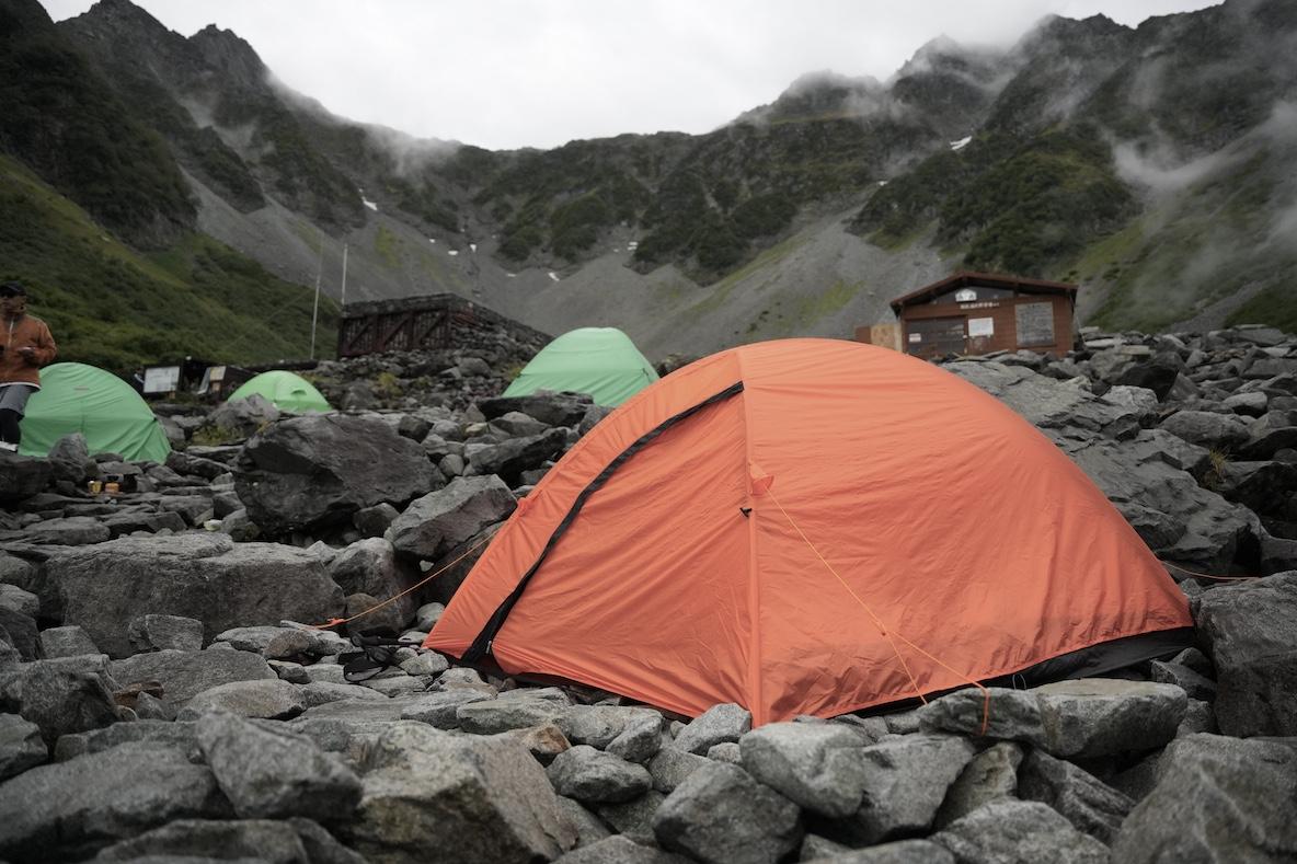 大切な登山用テント選びに悩んでいるなら、アライテントの「鬼の形を