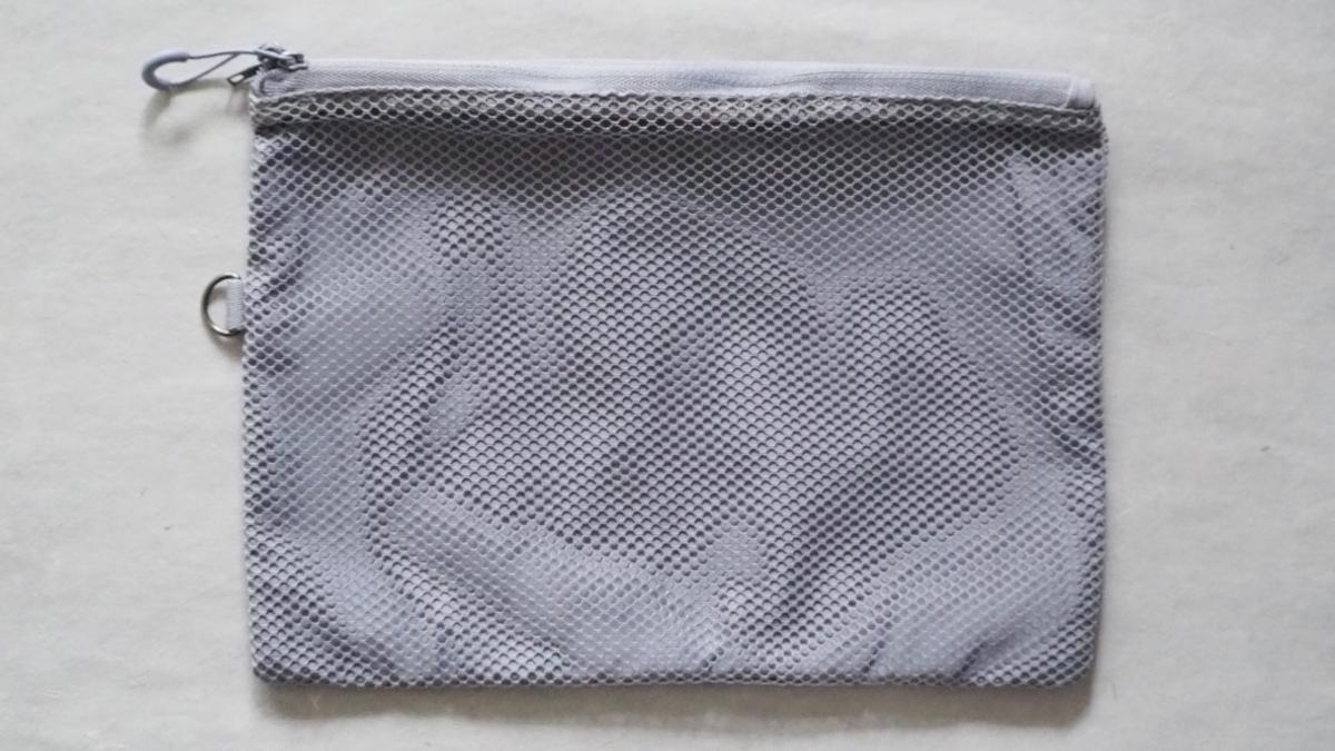 無印良品「ポリエステルダブルファスナーケース グレー Ｌ」