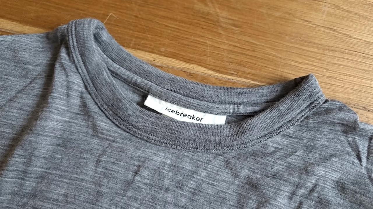 icebreakerの「快適ロングTシャツ」が秋の気温差ストレスを解決して