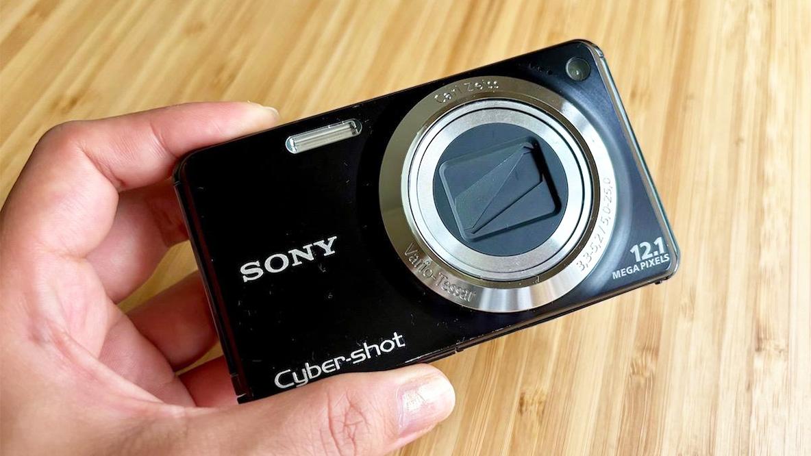 kyu camera （箱あり） 思い出とカメラの、新しい形。9秒だけ撮れる「kyu camera」が